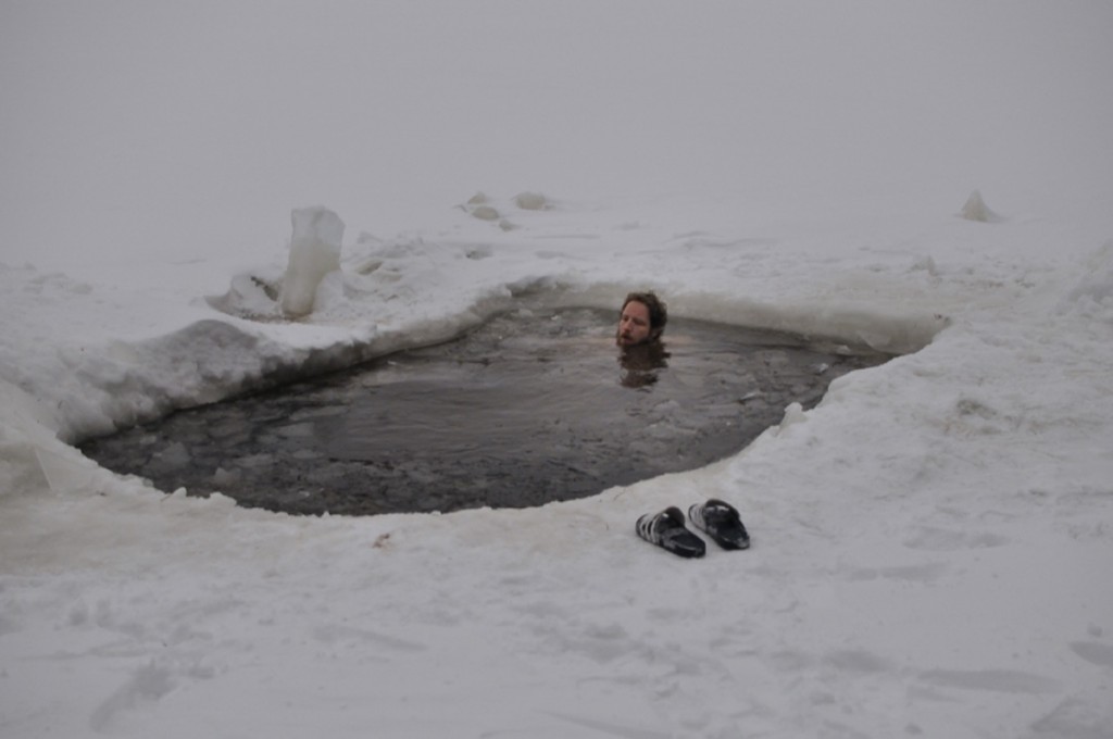 Avanto Ice Swimming at Kesänkijärvi